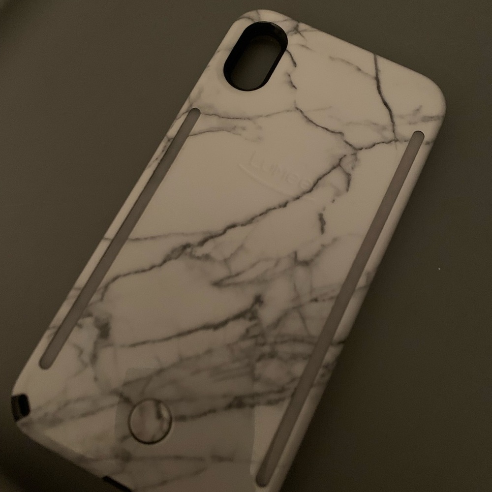 LuMee iPhone XS Max light up case